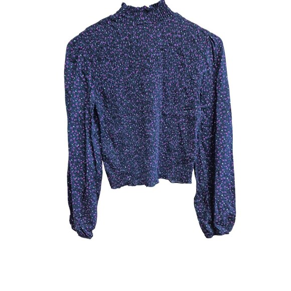 Women's Long-Sleeve High-Neck Blouse Size Medium - Picture 3 of 7